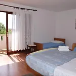 דירה Rosina